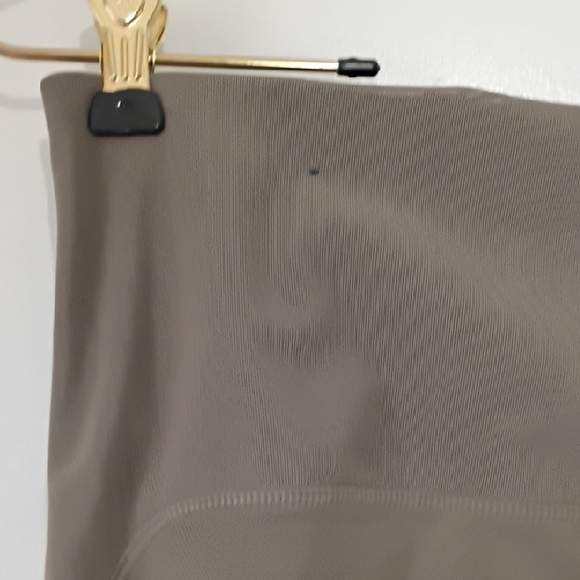 Reebok Gray Brown Speedwick Leggings High Waisted Medium - Picture 9 of 16